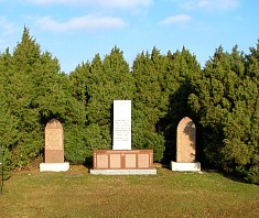 2015
												11 11 Monument Corners, Lindsay (2a).JPG